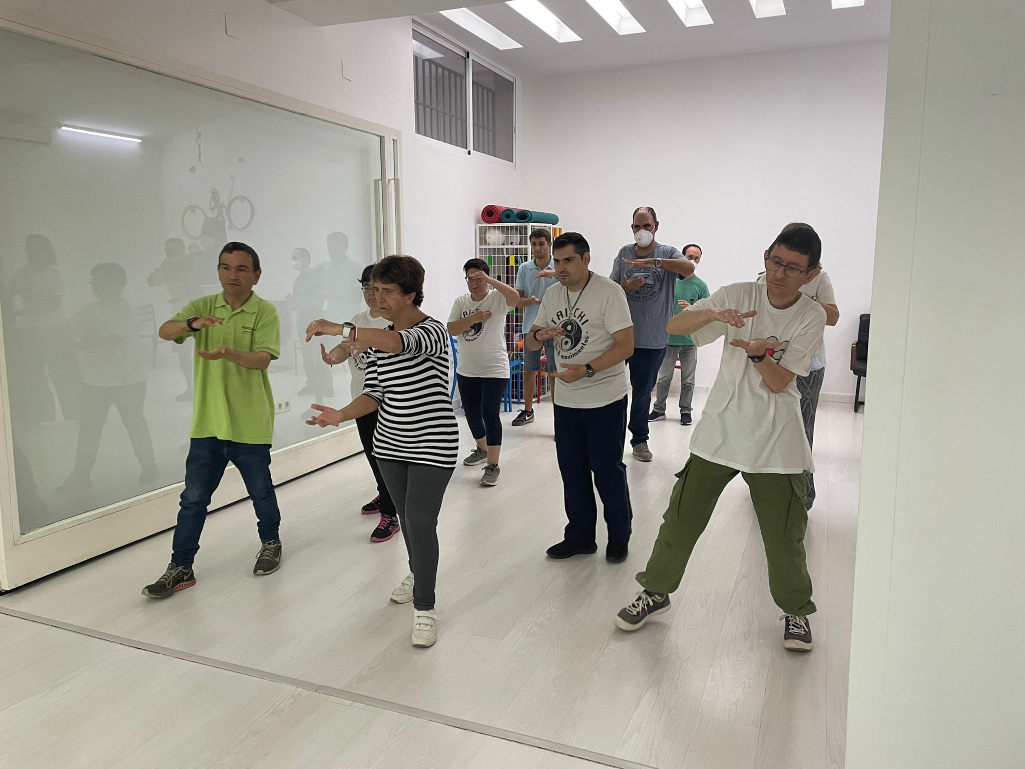 Taichí en Fundación AFIM Valencia: actividad física unida a estimulación cognitiva