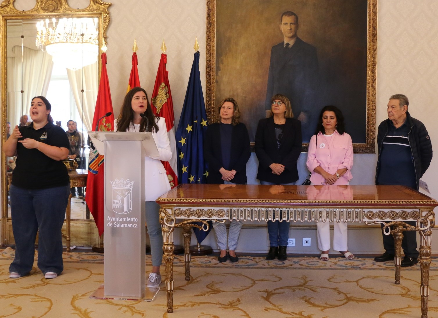  Salamanca visibiliza a las personas sordas y refuerza su compromiso con la inclusión
